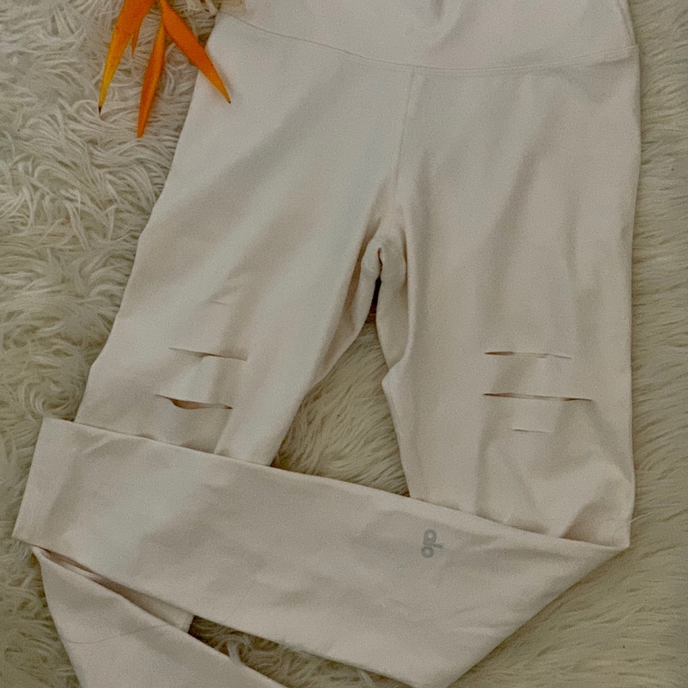 Alo warrior ripped leggings